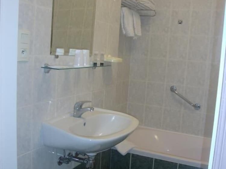 اتاق استاندارد, Windsor