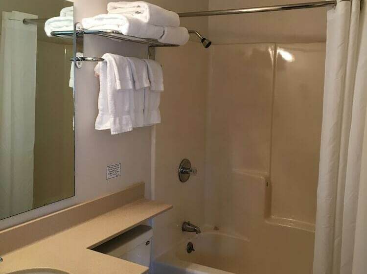 Номер Стандарт 2 Двуспальные Кровати, The Beach Inn Motel