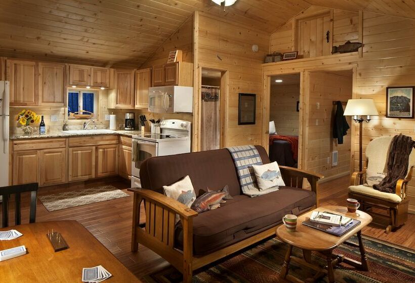 Хижина, The Reclusive Moose Cabins