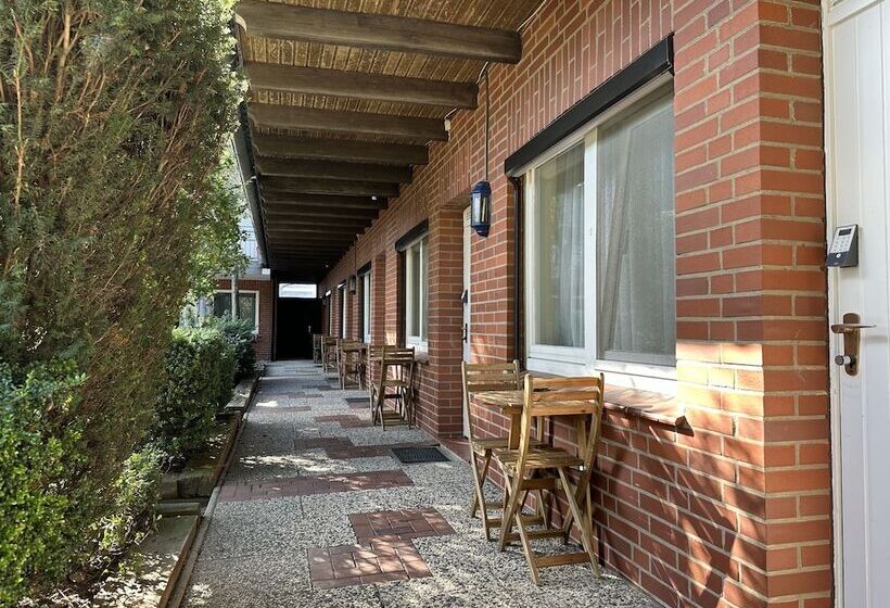 Апартаменты 1 Спальня с Террасой, Waldhotel Zum Bergsee Damme