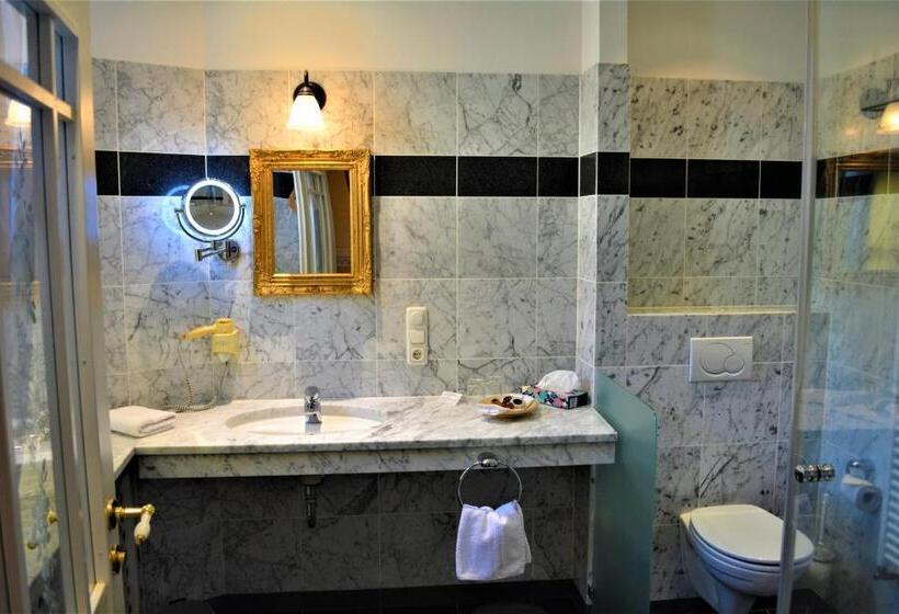 Номер Стандарт, Die Kronacher Stadthotels