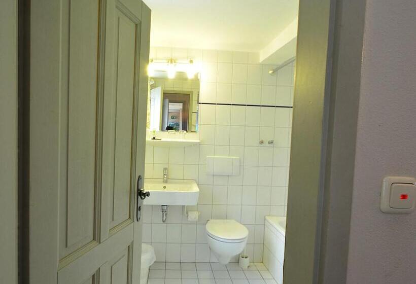 Номер Стандарт, Landhotel Schloss Buttenheim