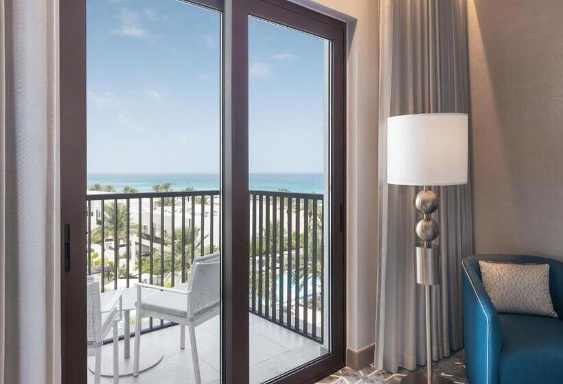 Номер Deluxe Вид на Бассейн, Palace Beach Resort Fujairah