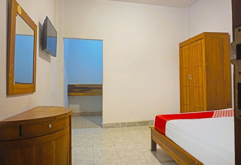 Номер Стандарт, Oyo 91456 Anggrek Homes Makassar