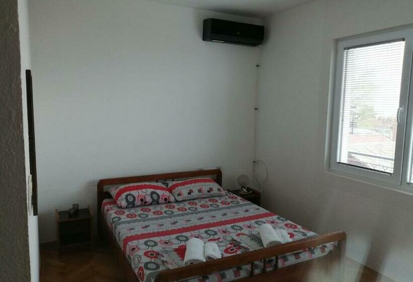 اتاق استاندارد, Vila Visni