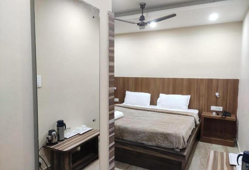 اتاق اکونومی, Rana S House Mcleodganj