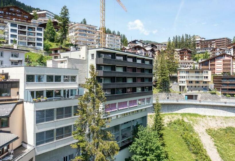 Номер Стандарт, Cristallo Arosa