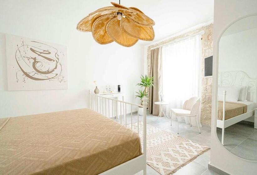 اتاق لوکس, Voger Alaçatı Köyiçi
