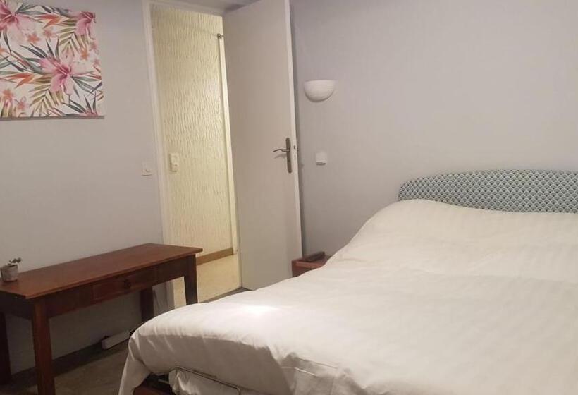 Номер Стандарт, 1er Etage Privatif Dans Une Maison