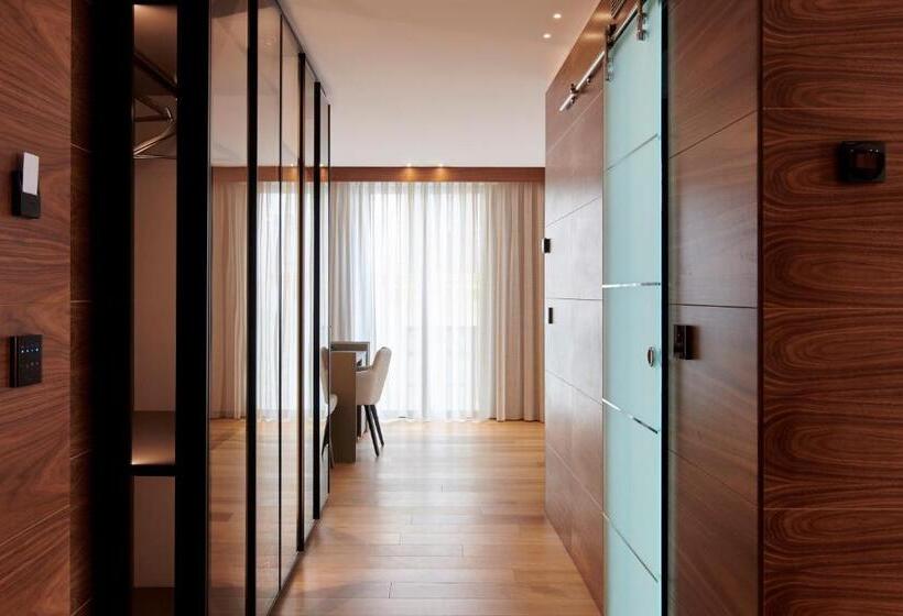Люкс Повышенной Комфортности, Mypalace León