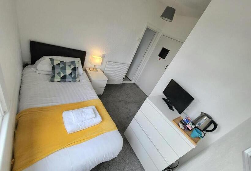 Номер Economy Индивидуальный, Beach Hotel Torbay B&b