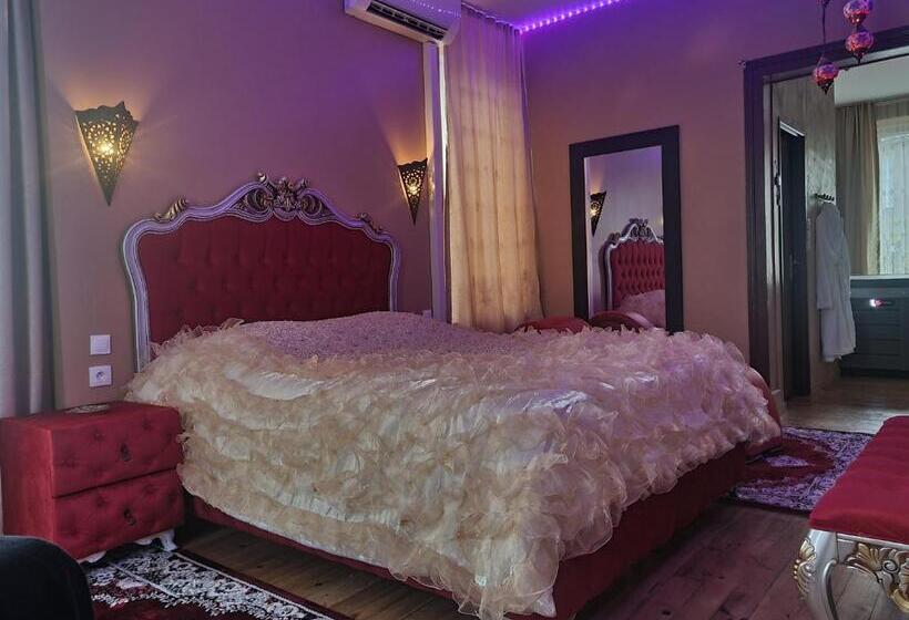 Люкс с гидромассажем, Suite Chic By Les Spa De Venus