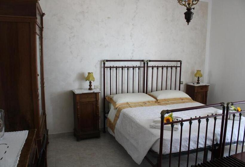 Номер Стандарт, B&b Montagano