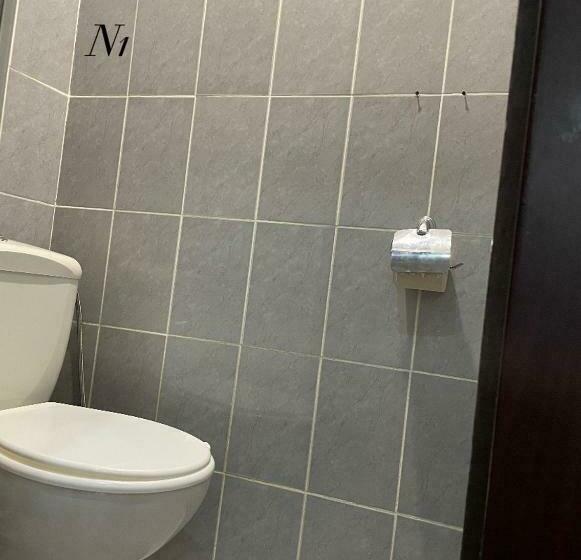 اتاق استاندارد سه نفره, Artina Guest House