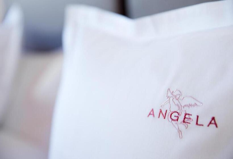 스탠다드 싱글 룸, Angela