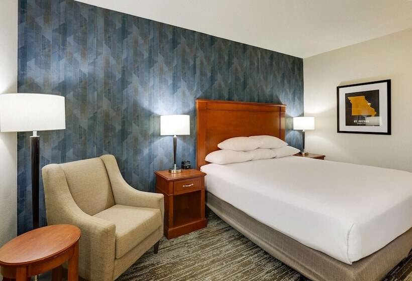Номер Deluxe, Drury Inn & Suites St. Louis St. Peters