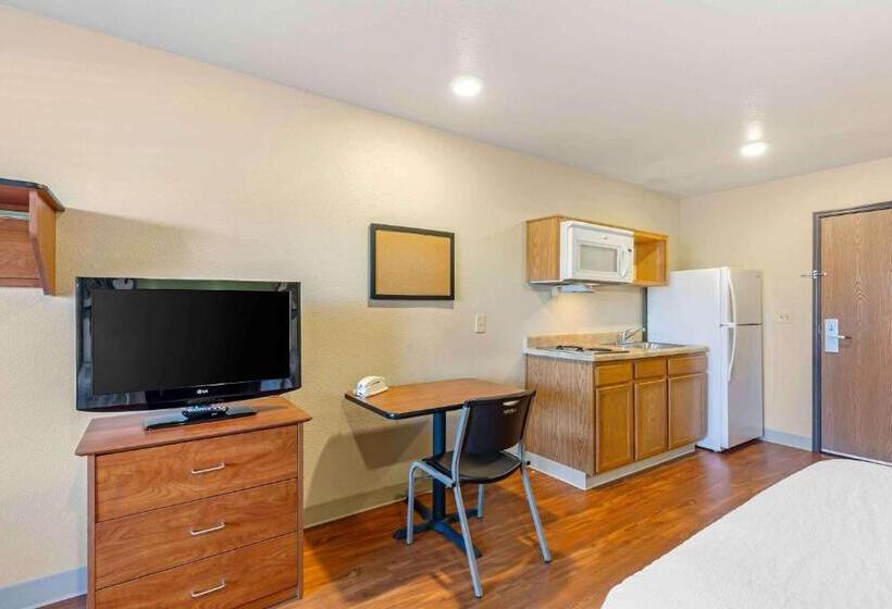 Номер Стандарт 2 Двуспальные Кровати, Extended Stay America Select Suites  Cleveland  Mentor