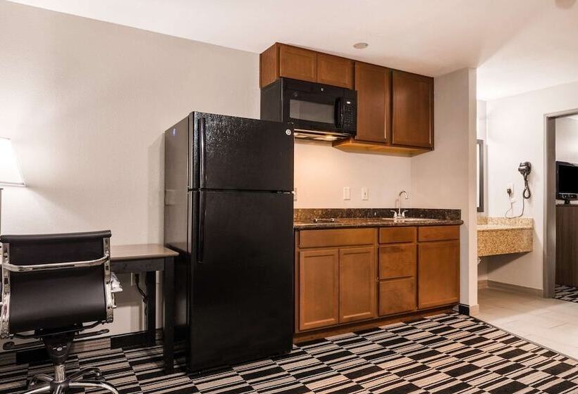Люкс, The Marco Hotel Lake Charles
