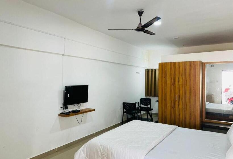 Номер Deluxe Кровать Кинг, Vasant Vihar Resort