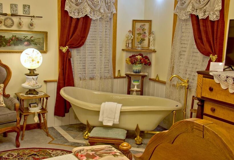 Номер Стандарт, Big Yellow Inn