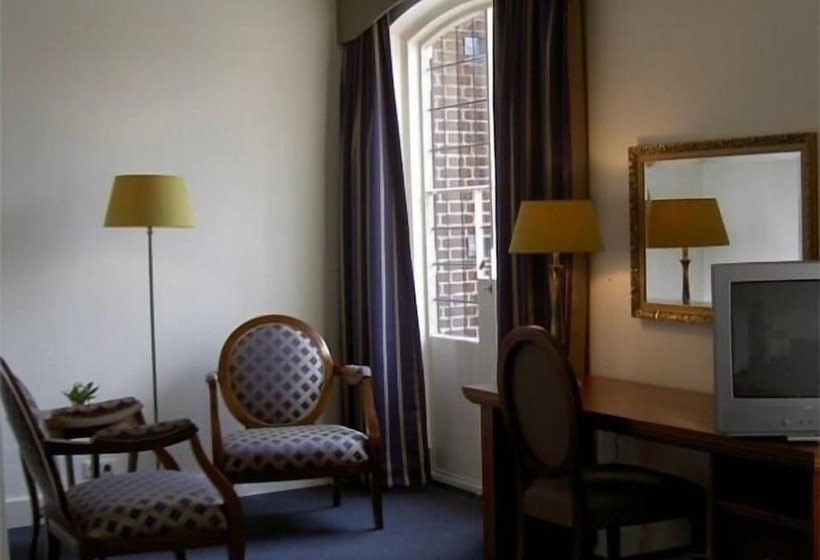 스탠다드 룸, De Kroon Gennep