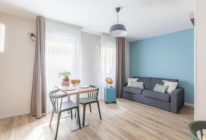 Апартаменты 2 Спальни, Appart City Classic Valence