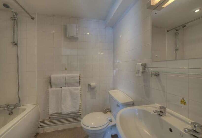 Quarto Familiar, The Elms