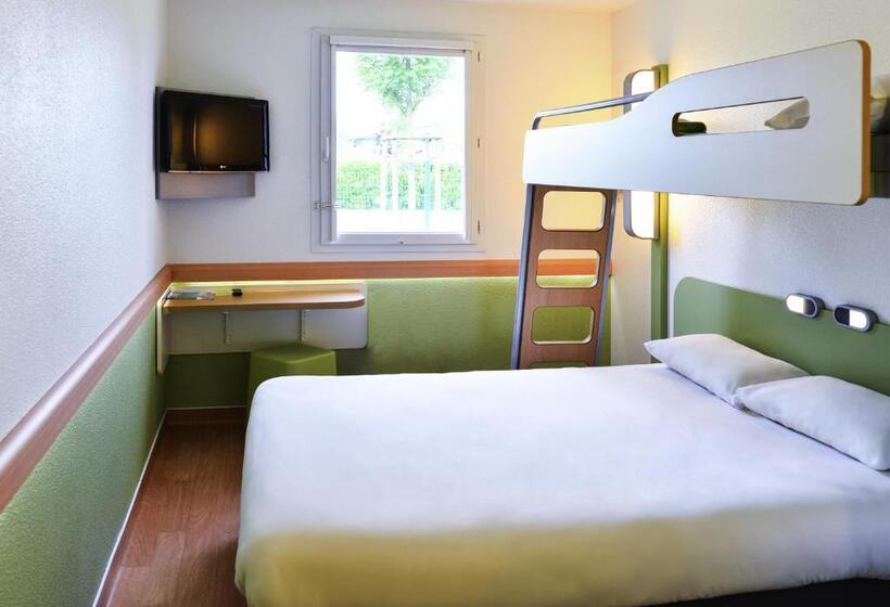 Номер Стандарт Трехместный, Ibis Budget Aix Les Bains  Gresy