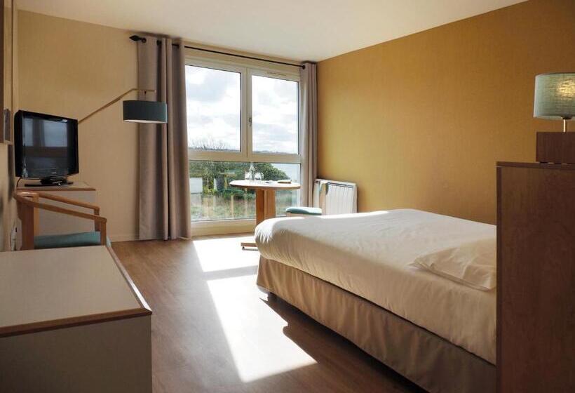 스탠다드 룸, Logis Hôtel Du Belvédère