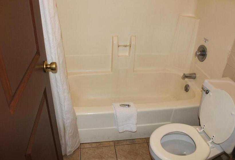 Стандартный Номер Кровать Кинг, Scottish Inn Knoxville