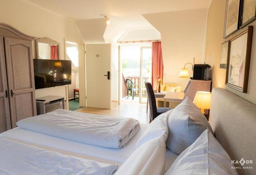 Номер Стандарт с Балконом, Landhotel Rosenhof