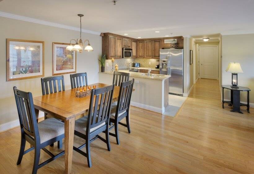 Люкс 3 Спальни, The Residences At Biltmore   Asheville