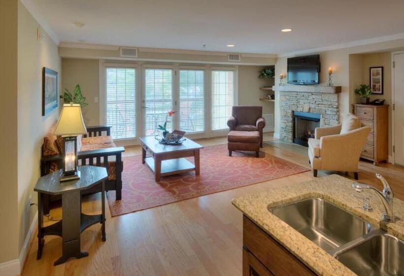 Люкс 2 Спальни, The Residences At Biltmore   Asheville