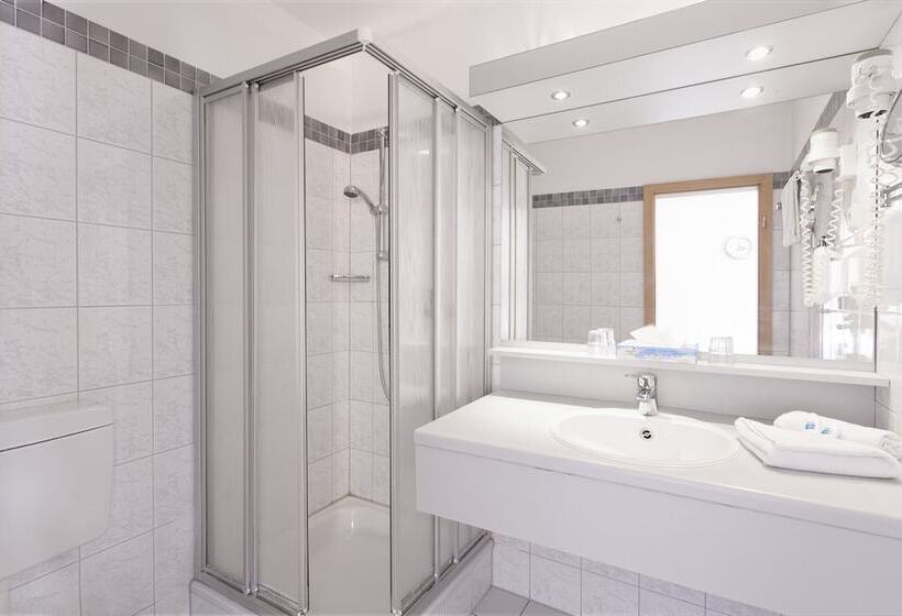 Четырехместный Номер Стандарт, Motel Stralsund