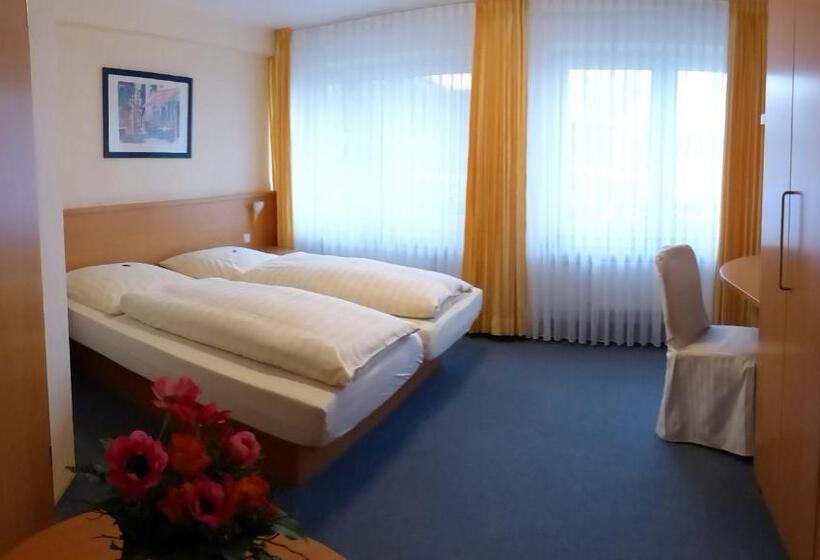 Номер Стандарт, Restaurant Und Hotel Zum Weissen Ross