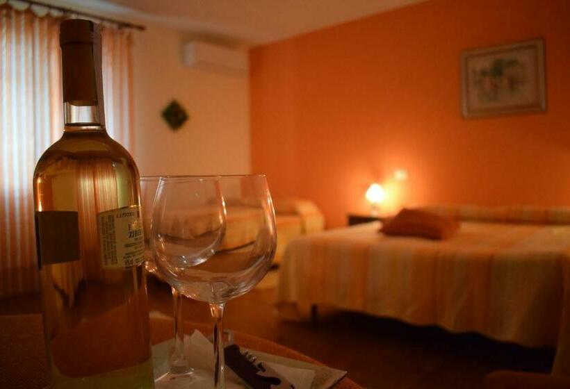 Номер Стандарт Трехместный, B&b Zio Ciccio