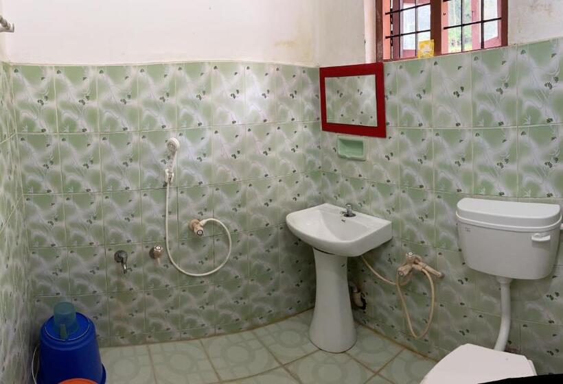 Family Suite, Dakshinakasi Guest House