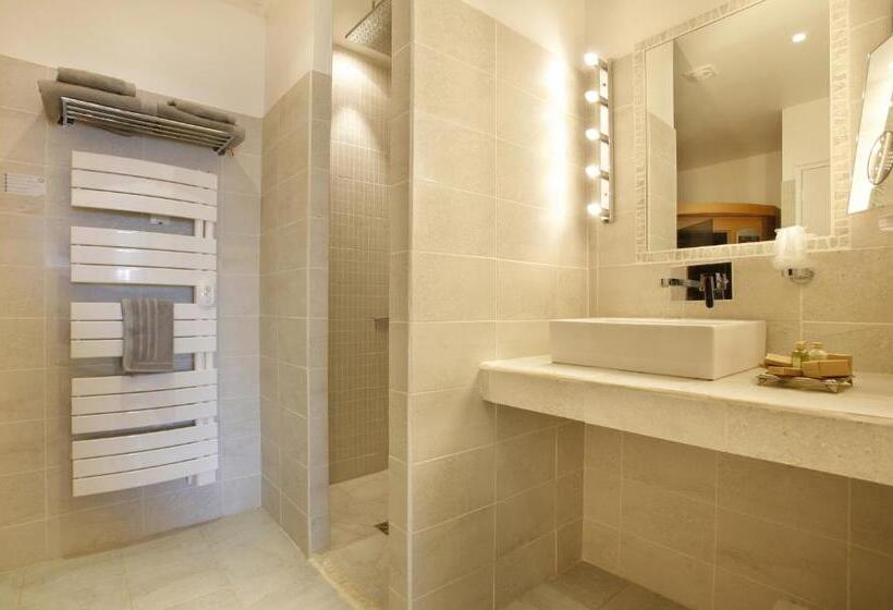 Номер Deluxe, The Originals Hôtel Le Cise Restaurant Chambres Et Suites