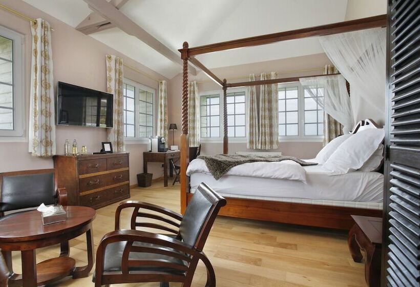 小型套房, The Originals Hôtel Le Cise Restaurant Chambres Et Suites