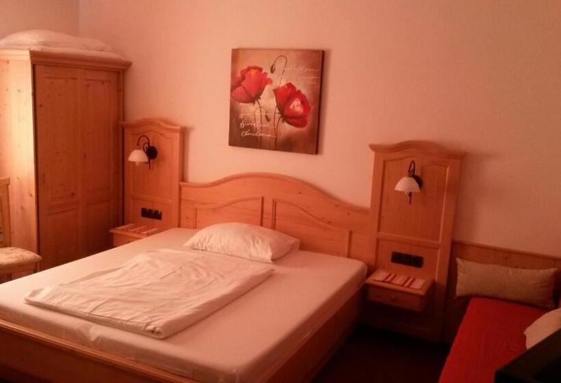 Номер Стандарт, Pension Parzer Pressbaum Bei Wien