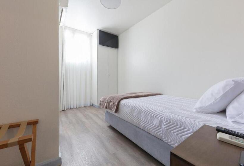 Номер Стандарт Индивидуальный, D' El Rei B&b