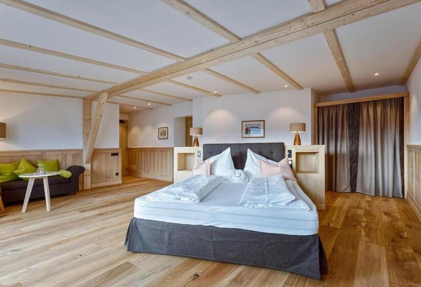 Люкс Вид на Горы с Террасой, Granpanorama Hotel Stephanshof