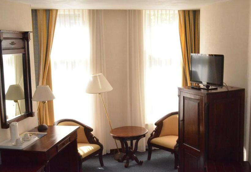 Quarto Estandar, Tongerlo