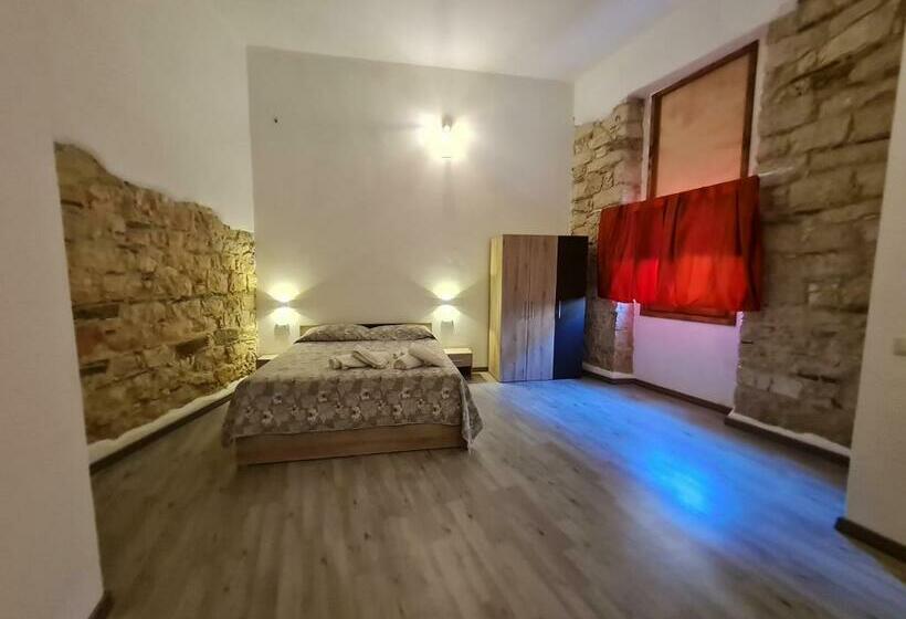 Quarto Estandar, Da Battista