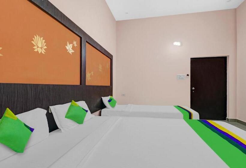 豪华三人间, Grand Jp Inn Near 2 Km From Gundlupet Bus Stand