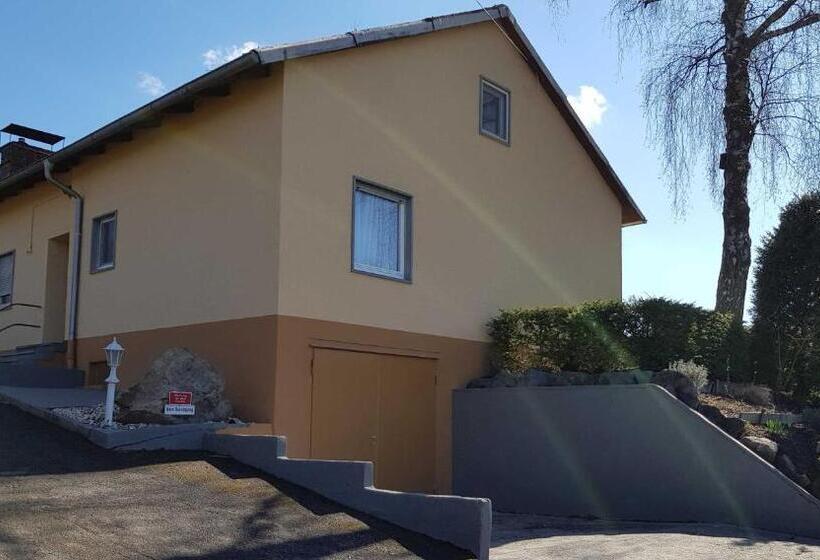 דירת חדר עם טרסה, Ferienwohnung Rombachs Spatzennest