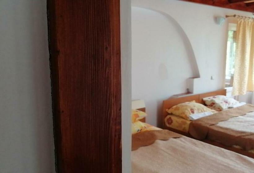 Economy Quadruple Room, Casa Ddm Daniel