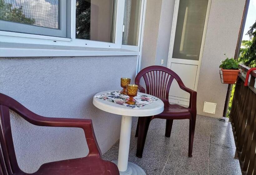Номер Стандарт с Балконом, Guest House 51