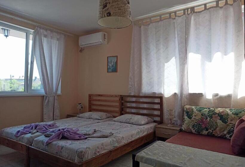 Номер Стандарт с Балконом, Guest House 51