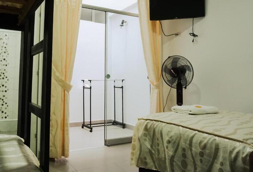 스탠다드 트리플 룸, Hospedaje El Velero